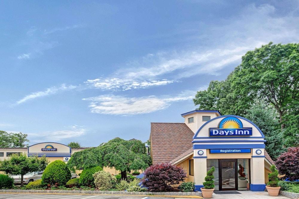 Days Inn By Wyndham Nanuet / Spring Valley Екстер'єр фото