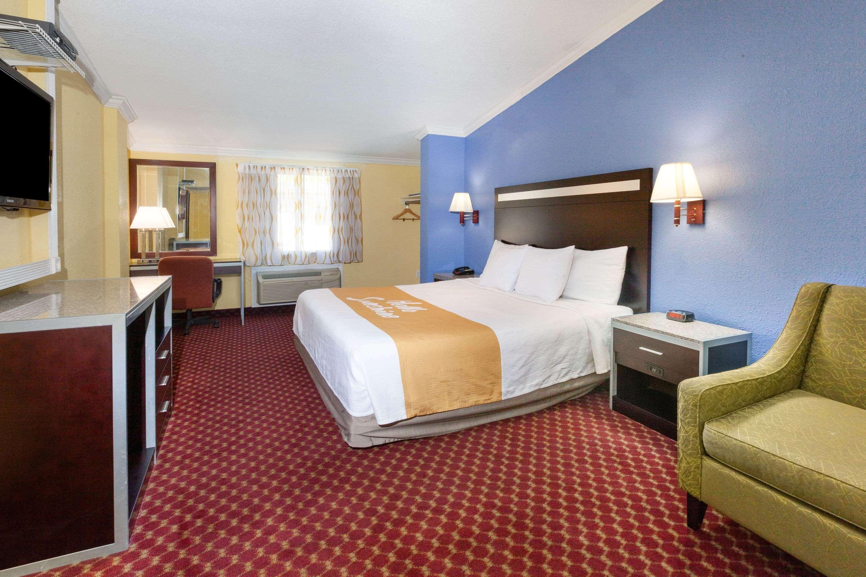 Days Inn By Wyndham Nanuet / Spring Valley Екстер'єр фото