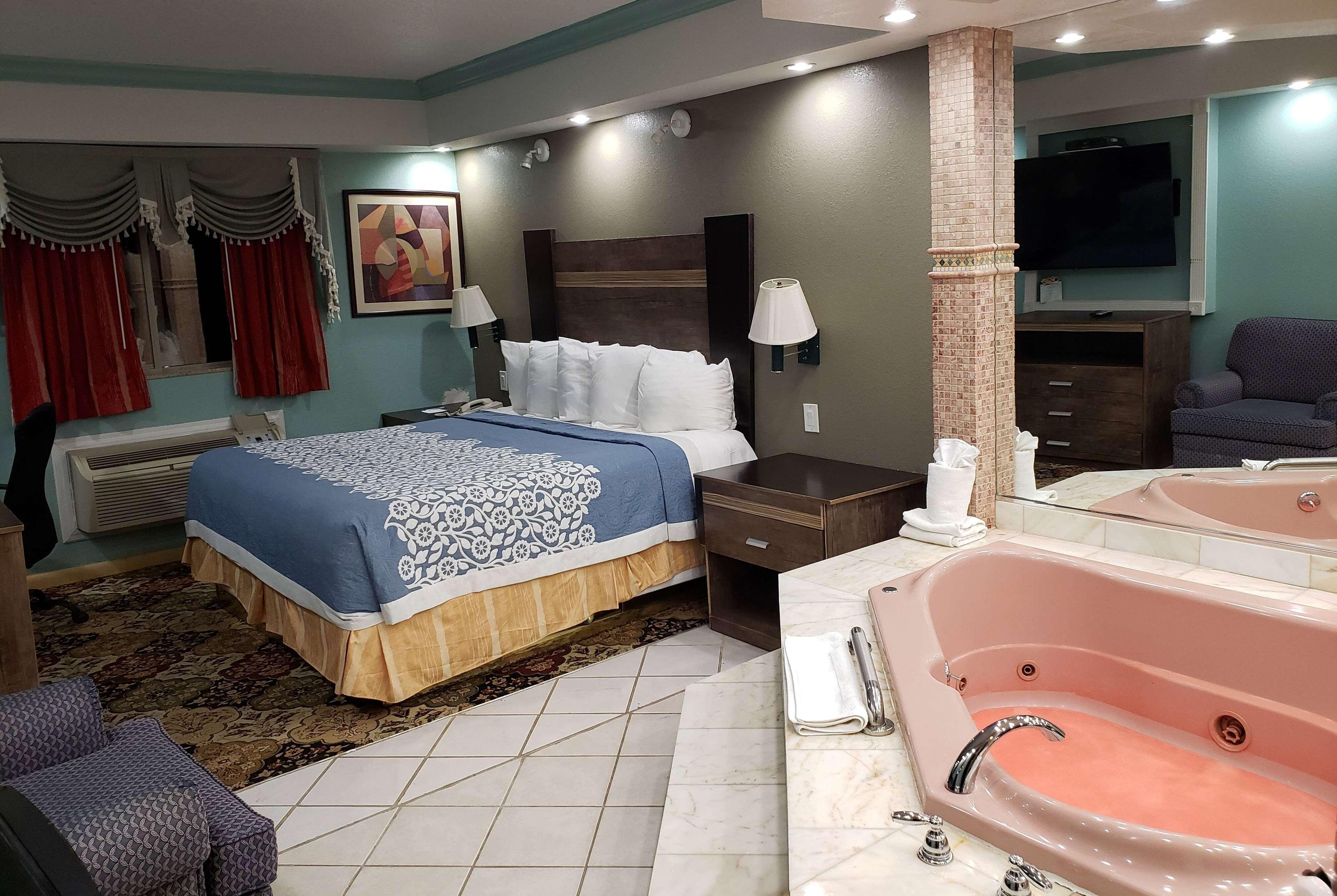 Days Inn By Wyndham Nanuet / Spring Valley Екстер'єр фото