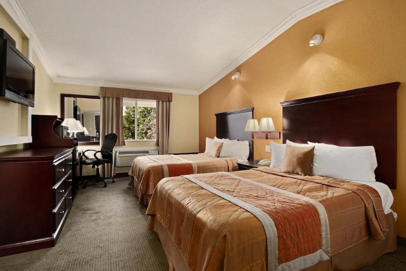 Days Inn By Wyndham Nanuet / Spring Valley Екстер'єр фото